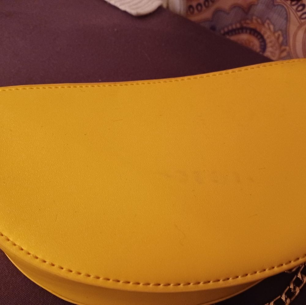 Purse - Picture 2 of 4